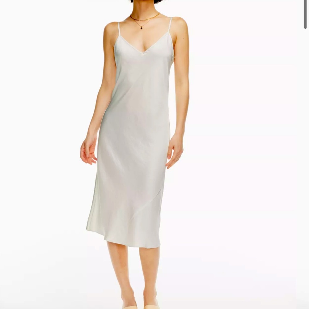 ✨ Wilfred Only Slip Midi Dress ✨
